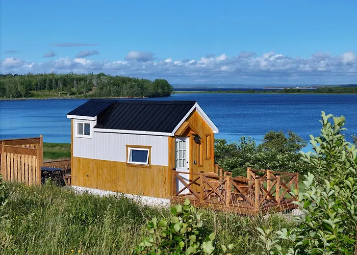 Waterfront Tiny House Near Pomquet Beach- Winterized