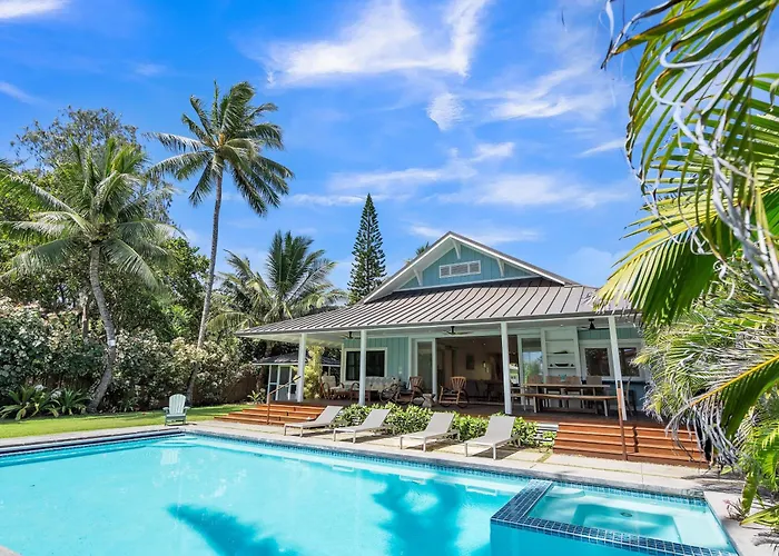 Gorgeous Renovated 1937 Plantation Style Beach House 50 Steps To The Center Of The Beach Home