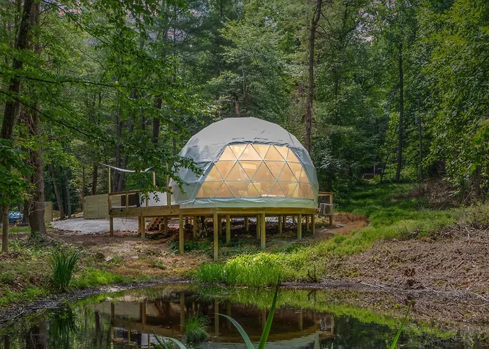 Zen Dome - Romantic Retreat, Wifi & Ac, Hot Tub, National Park 8 Min