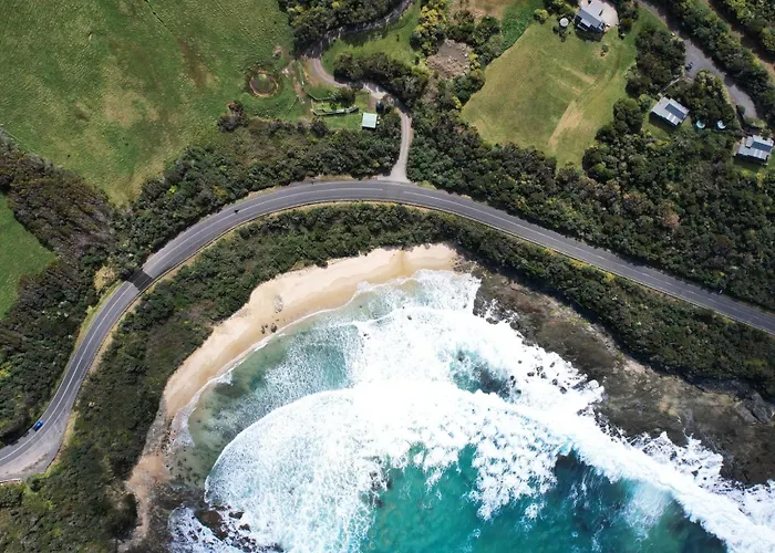 Points South By The Sea