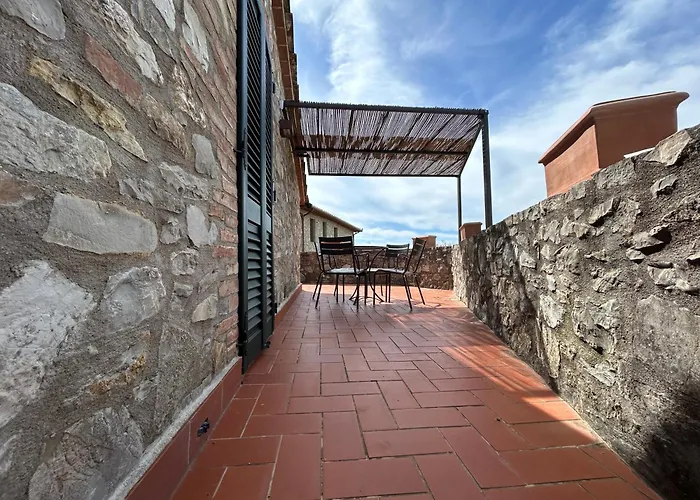 Borgo A Monti Di Sotto