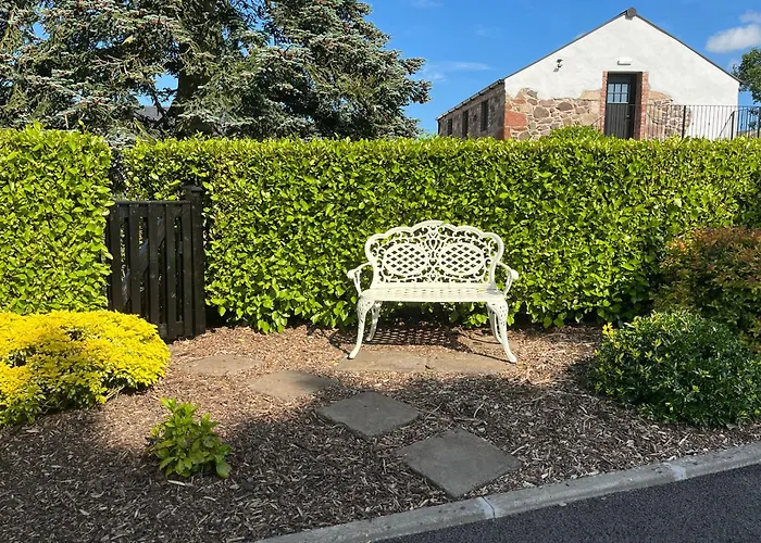 The Cottage At Ashbrook - Charming Country Cottage Near Belfast