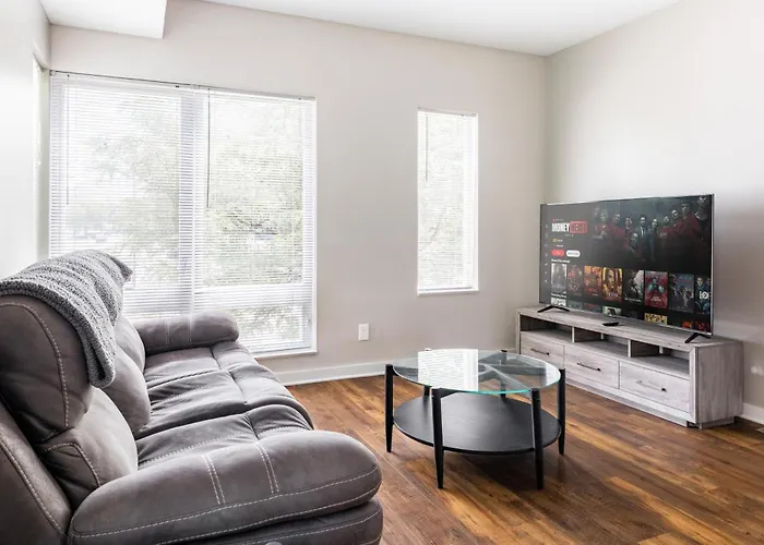 Luxury Downtown Townhome Unit 14