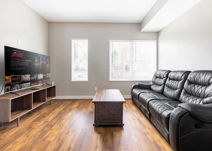 Luxury Downtown Townhome Unit 7