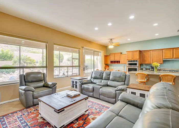 Spacious Home In Saddlebrooke 55-Plus Community!
