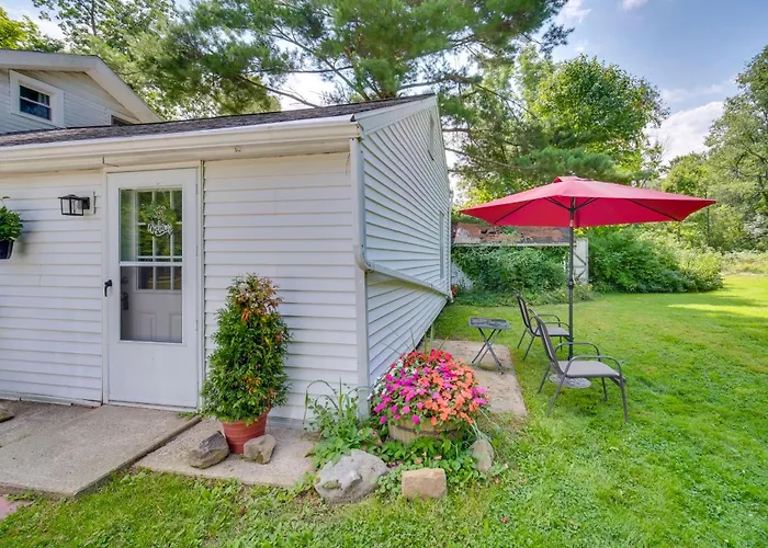 Chagrin Falls Cottage 2 Mi To Town