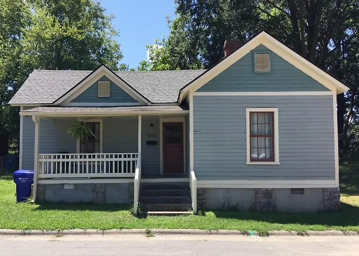 Historic Durham Mill House Cozy 2Br Retreat