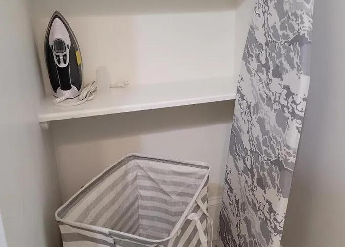 Walk To Duke Campus! 1 Bedroom In Trinity Park!