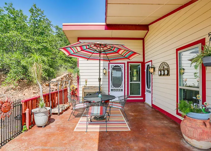Medicine Park Cottage: Walk To Lake Lawtonka!