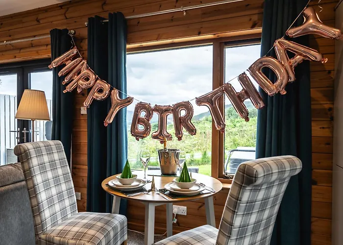 Kinnaird Lodges - Bealach Lodge With Hot Tub