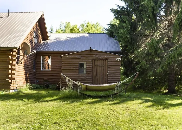 Roscoe Retreat