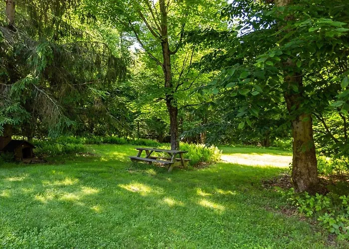 Roscoe Retreat