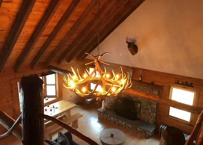 Roscoe Retreat