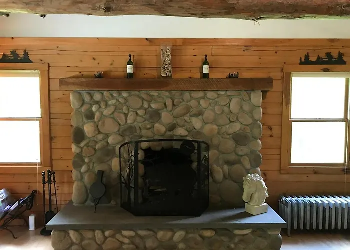 Roscoe Retreat