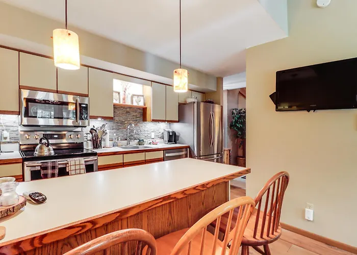Walk To Dining! Townhome 1 Mi To Big Boulder Mtn