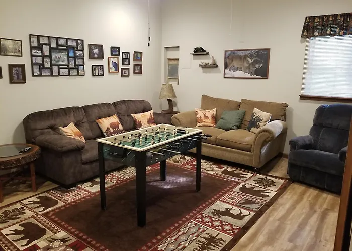 Serenity And Fun All In One In This Cozy Pocono Cabin