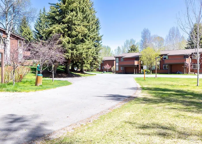 Sun Valley Atelier Condo In Perfect Location