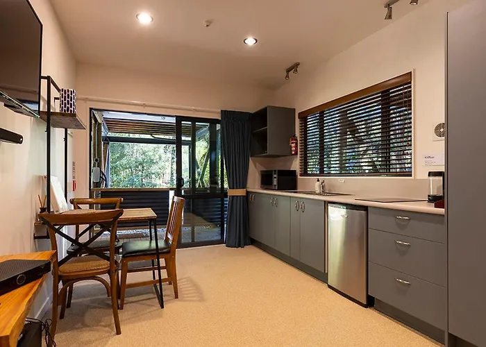 Punakaiki Treehouse Limited