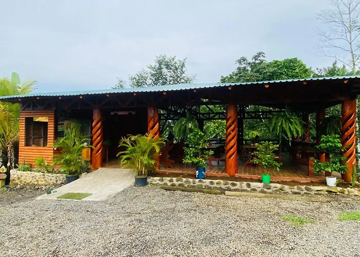 Arenal Rustic Lodge