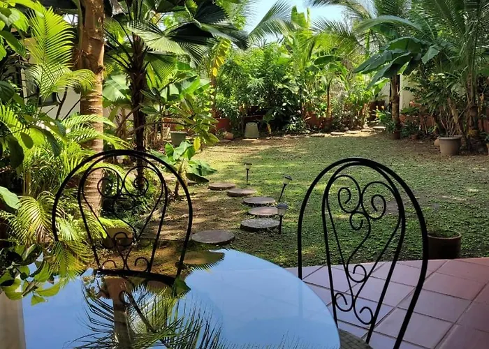 Casa Enayati - Entire 4 Bedroom Home Coco Del Mar