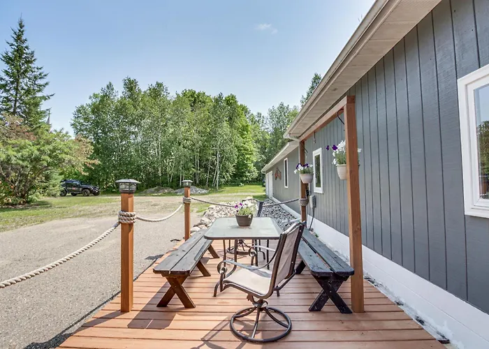 Quiet Lakefront Grand Rapids Cabin On 5 Acres