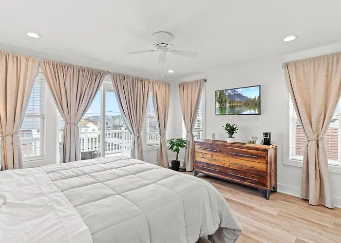 Steps From Beach & Boardwalk, Ocean Views With 5 Decks, 3 Cars