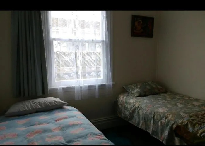 Inner City Cottage