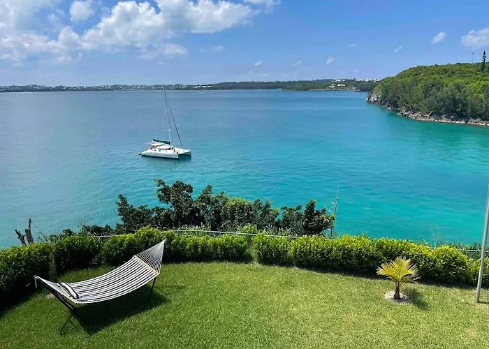 Oceanfront Dock Of The Bay Retreat