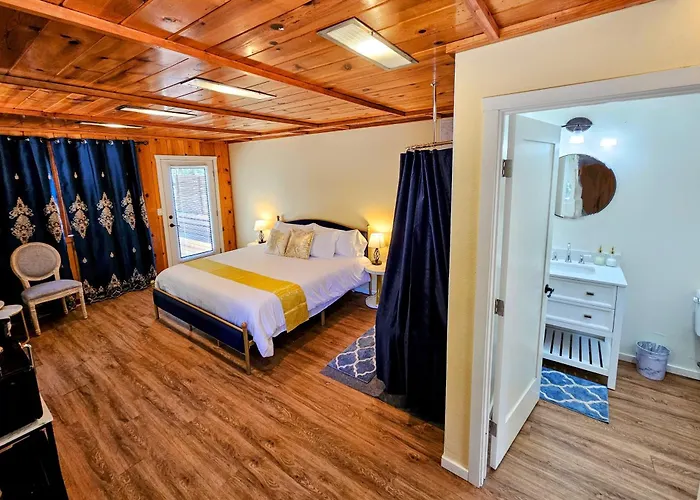 Quiet Mind Lodge, Spa & Retreat Sequoias