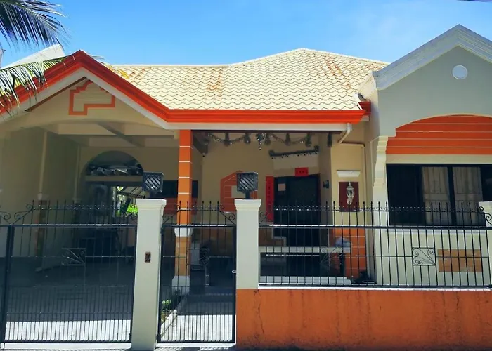 Nir Villa