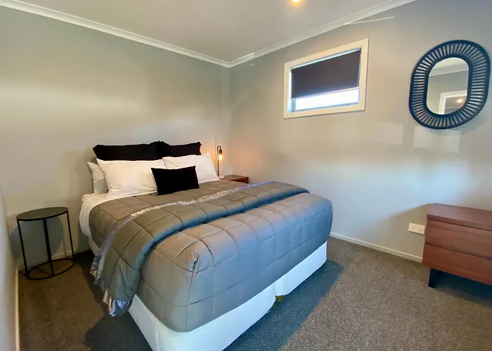 Central, Cosy, Convenient
