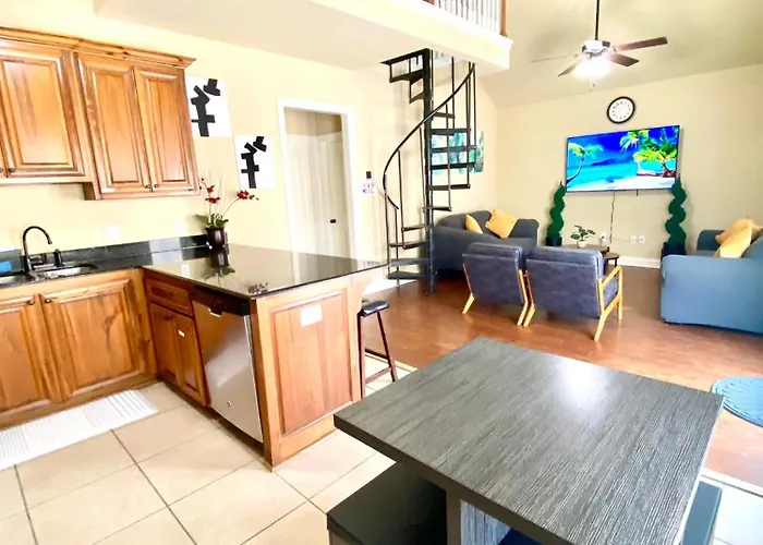 Grand Isle Unit E Pet Friendly Detached Condo 3 Bedrooms 1 Bath Easy Beach Access
