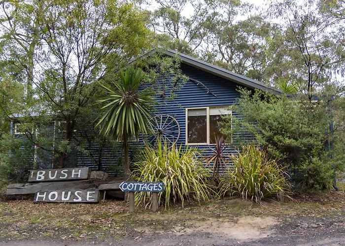 Lorne Bush House Cottages & Eco Retreats