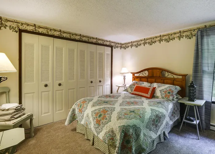 Great Valley Home W/ On-Site Pond, 7 Mi To Skiing!