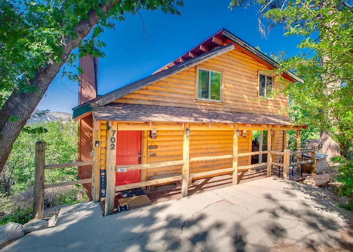 Cozy Moon Cabin