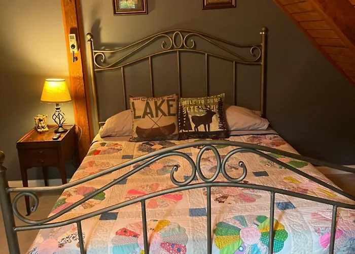 The Grindle Bridge Cabin