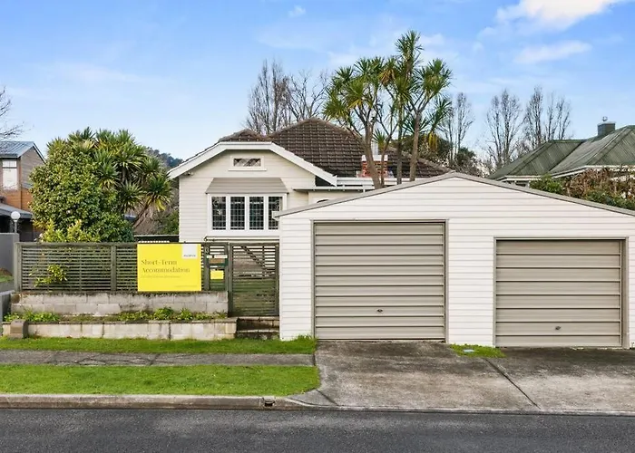 600M To Cbd - Riverfront Home