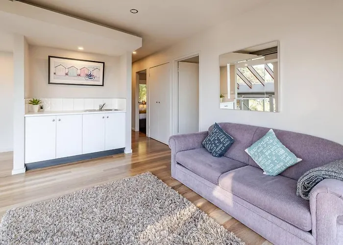 Lorne Luxury