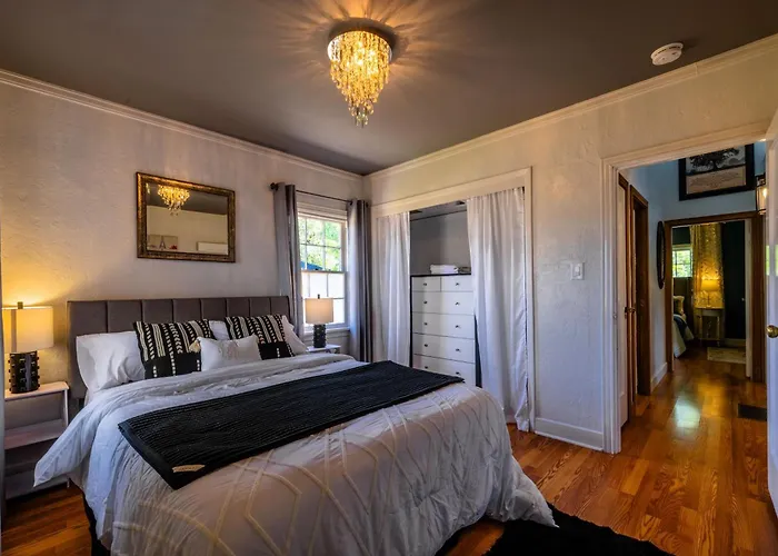 Updated Central Cottage