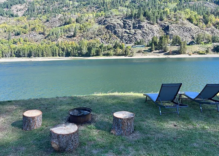 Waterfront, Mountainview House In Castlegar