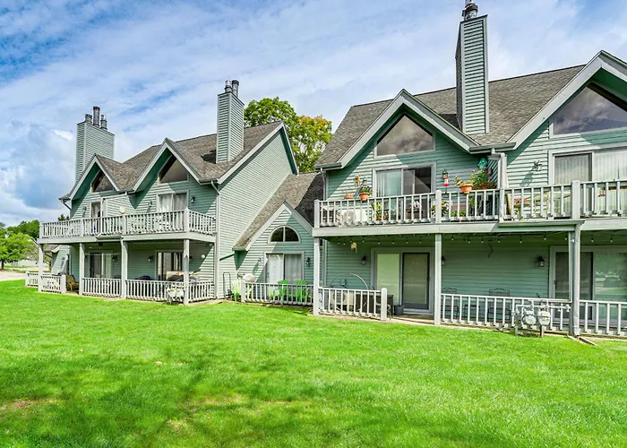 Ellicottville Townhome Near Holiday Valley Resort!