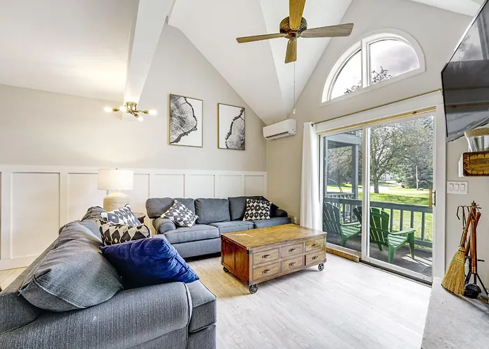 Ellicottville Townhome Near Holiday Valley Resort!