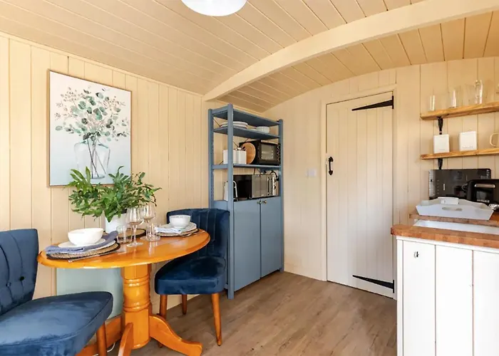 Shepherd'S Hut, Bath