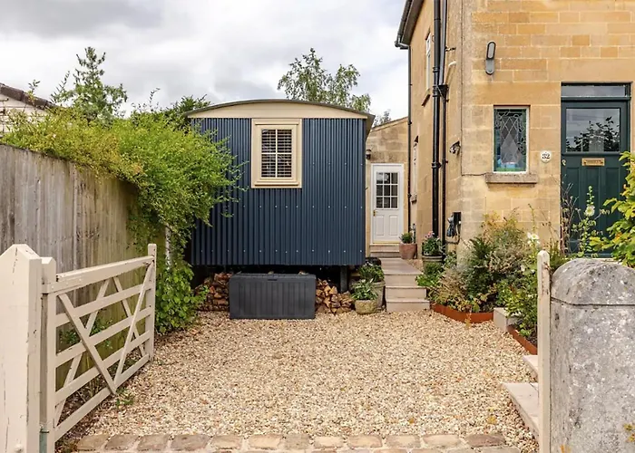Shepherd'S Hut, Bath