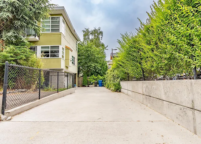 Charming Capitol Hill Craftsman