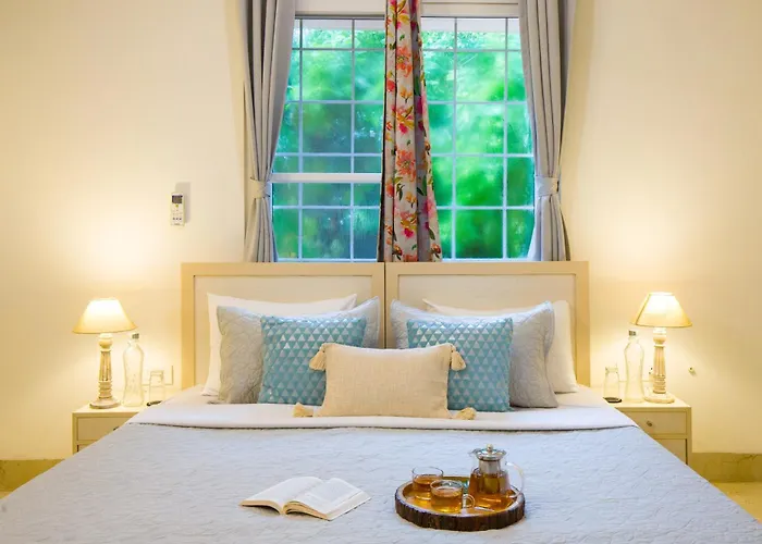 Alaya Stays 3 Bhk Pet Friendly With Pvt Pool - Daffodil