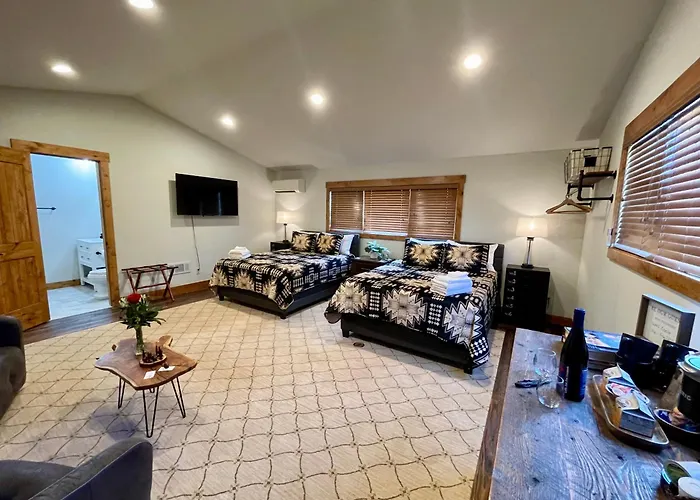 Mountain View Suite