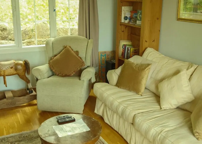 Spacious Home In Bath, Nature And City!