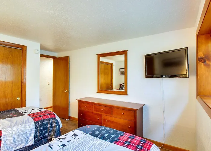 1 Mi To Downtown Conway: Spacious Family Condo!