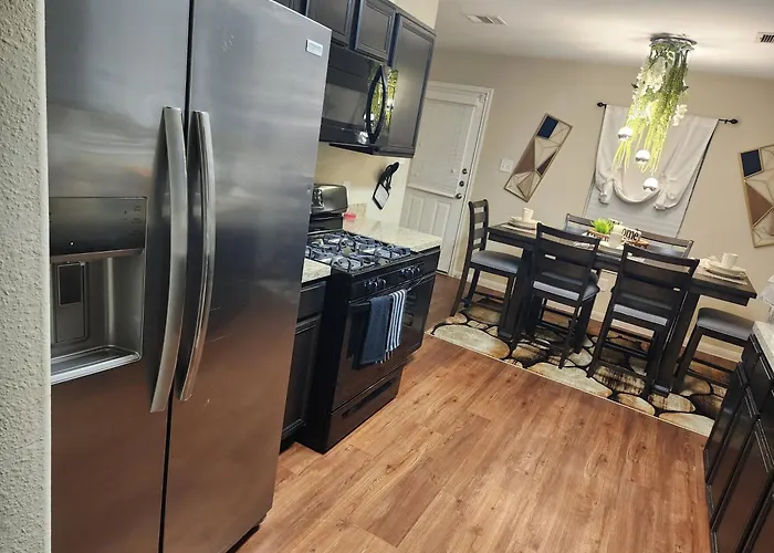 Laribond'S Place Houston Texas